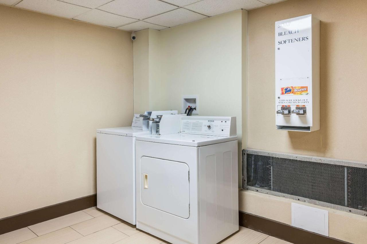 Econo Lodge Quakertown Eksteriør bilde