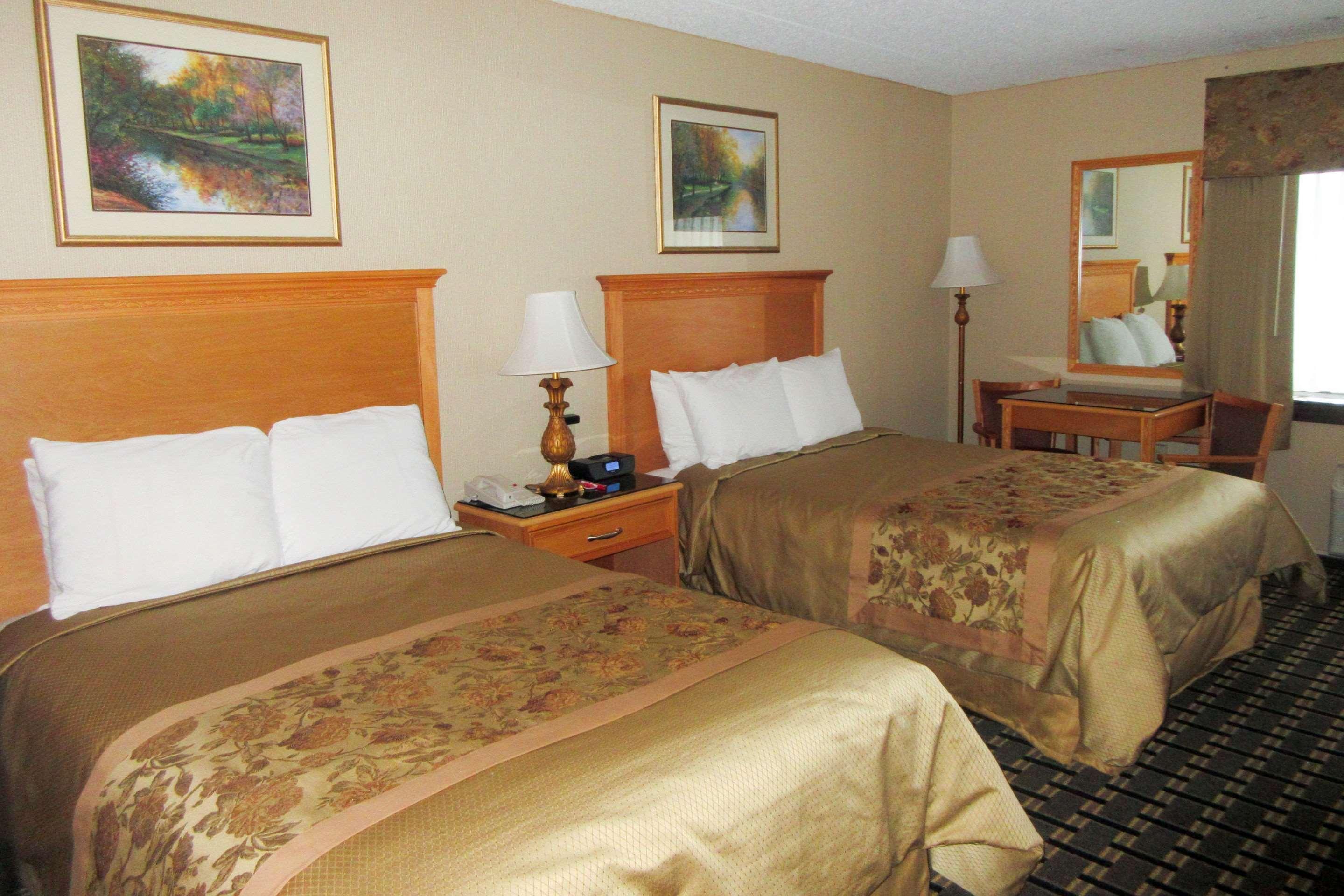 Econo Lodge Quakertown Eksteriør bilde
