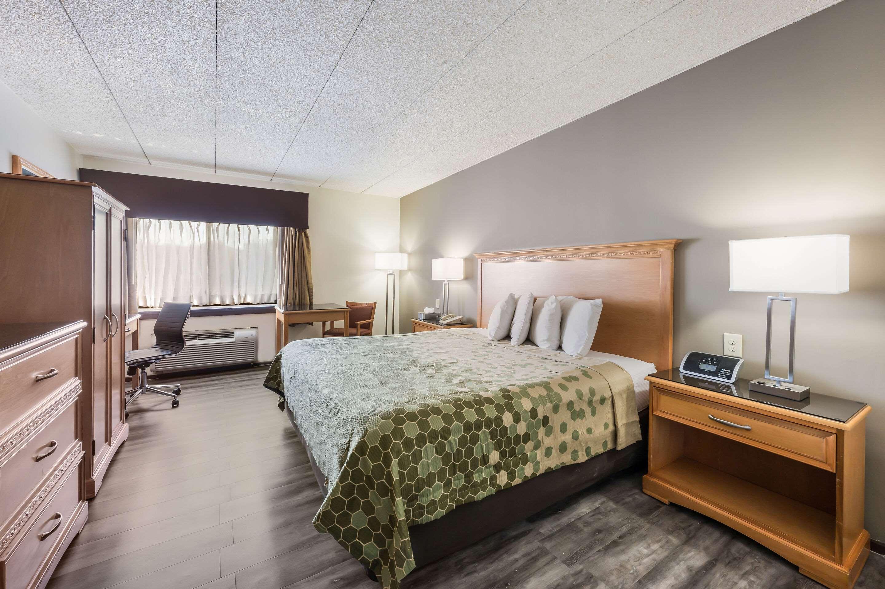 Econo Lodge Quakertown Eksteriør bilde