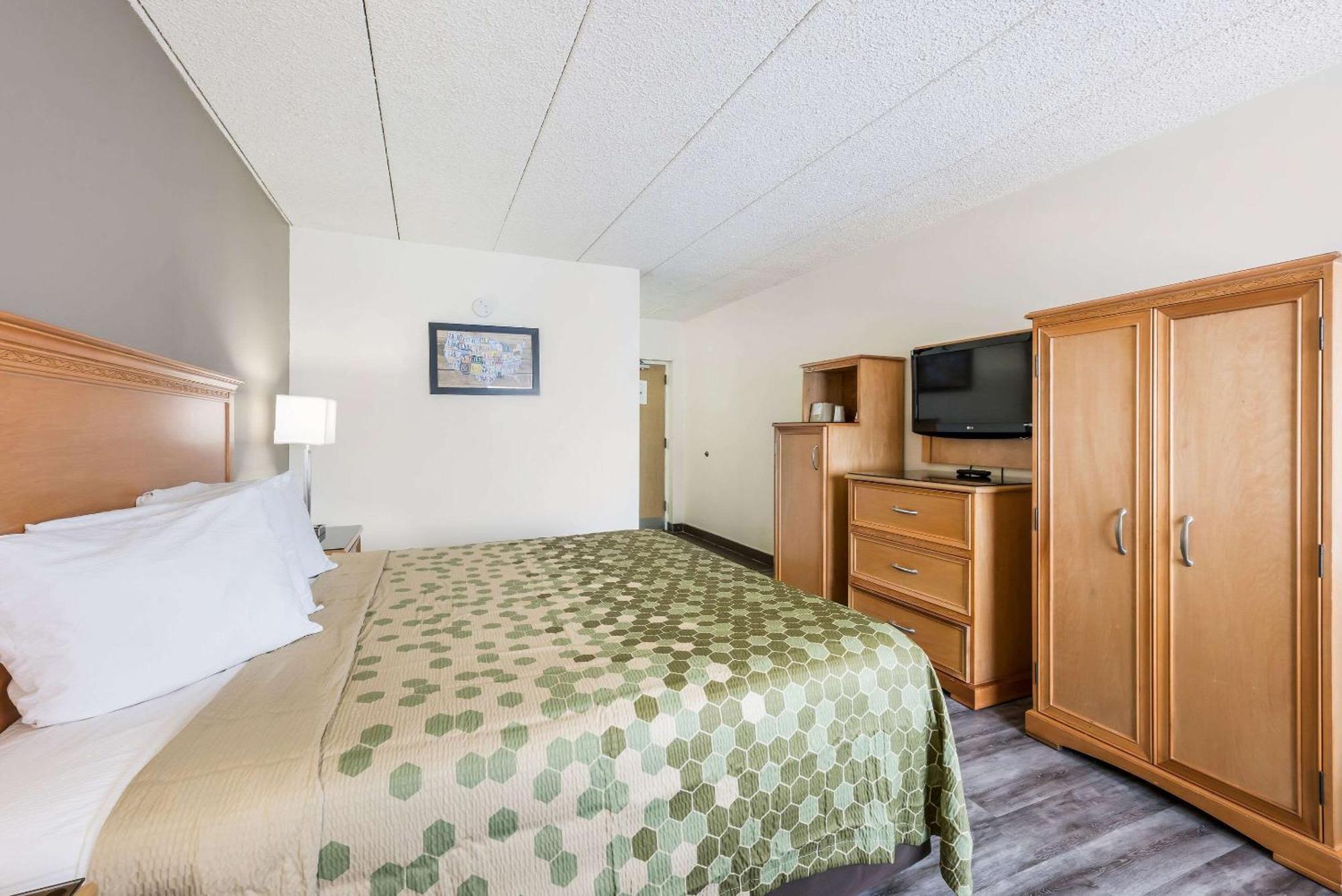 Econo Lodge Quakertown Eksteriør bilde
