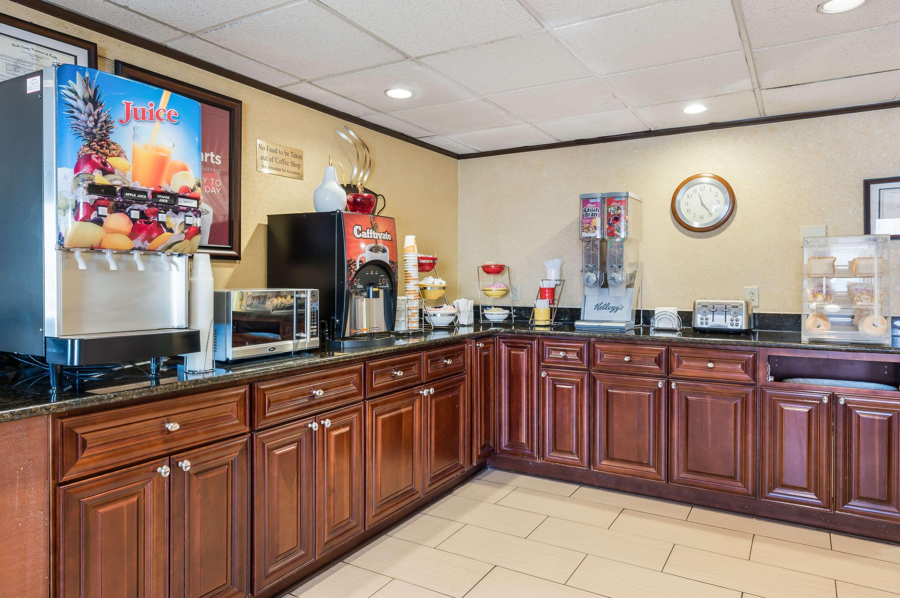 Econo Lodge Quakertown Eksteriør bilde